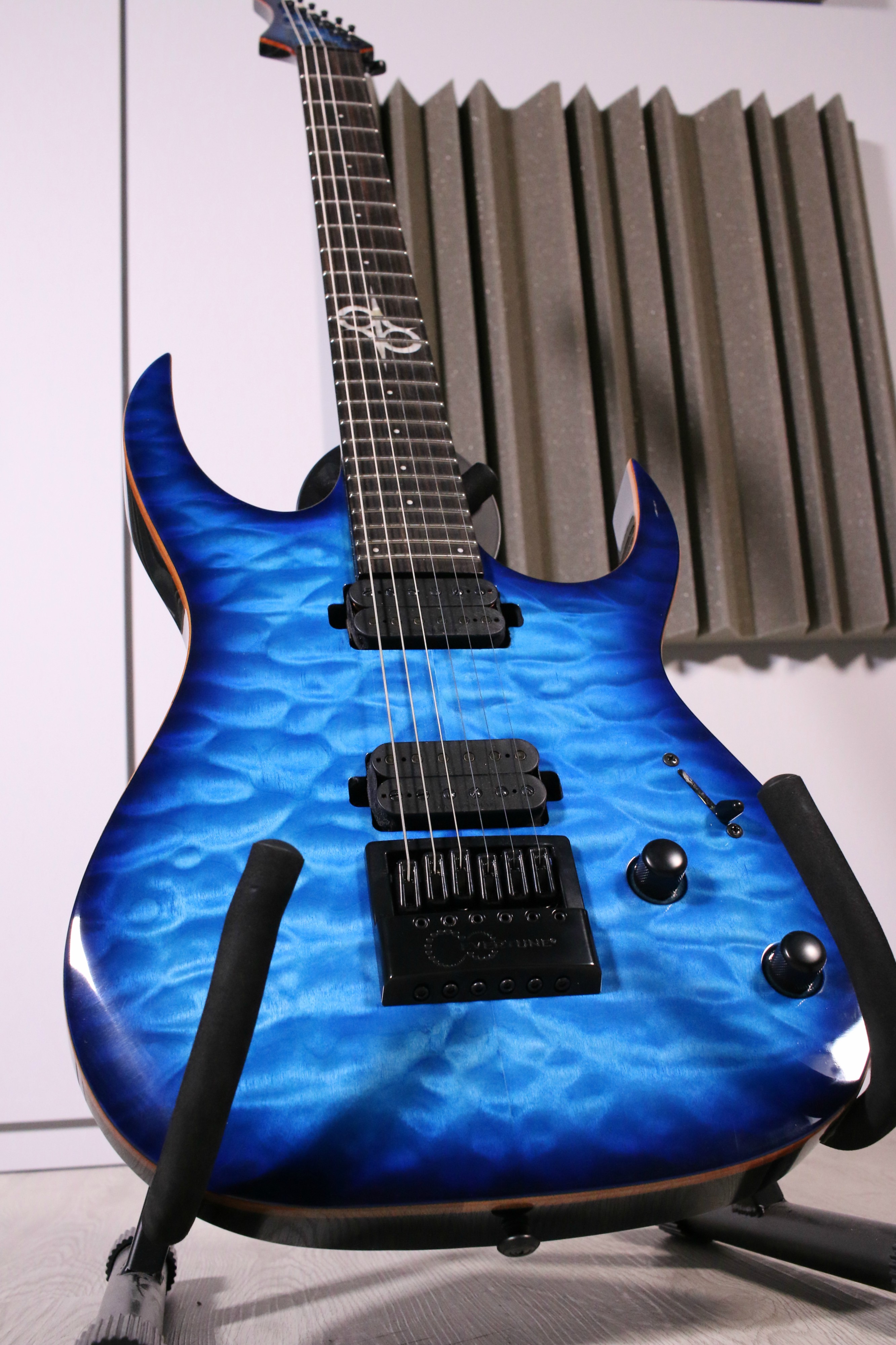 Review de Solar Guitars S1.6ET Quilted Ocean Blue Guitarristas.info